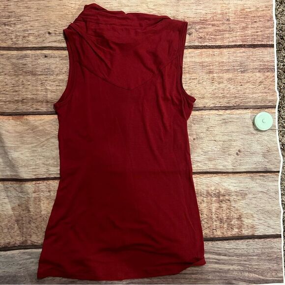 CAbi Red sleeveless draped tank top size small - Picture 3 of 5